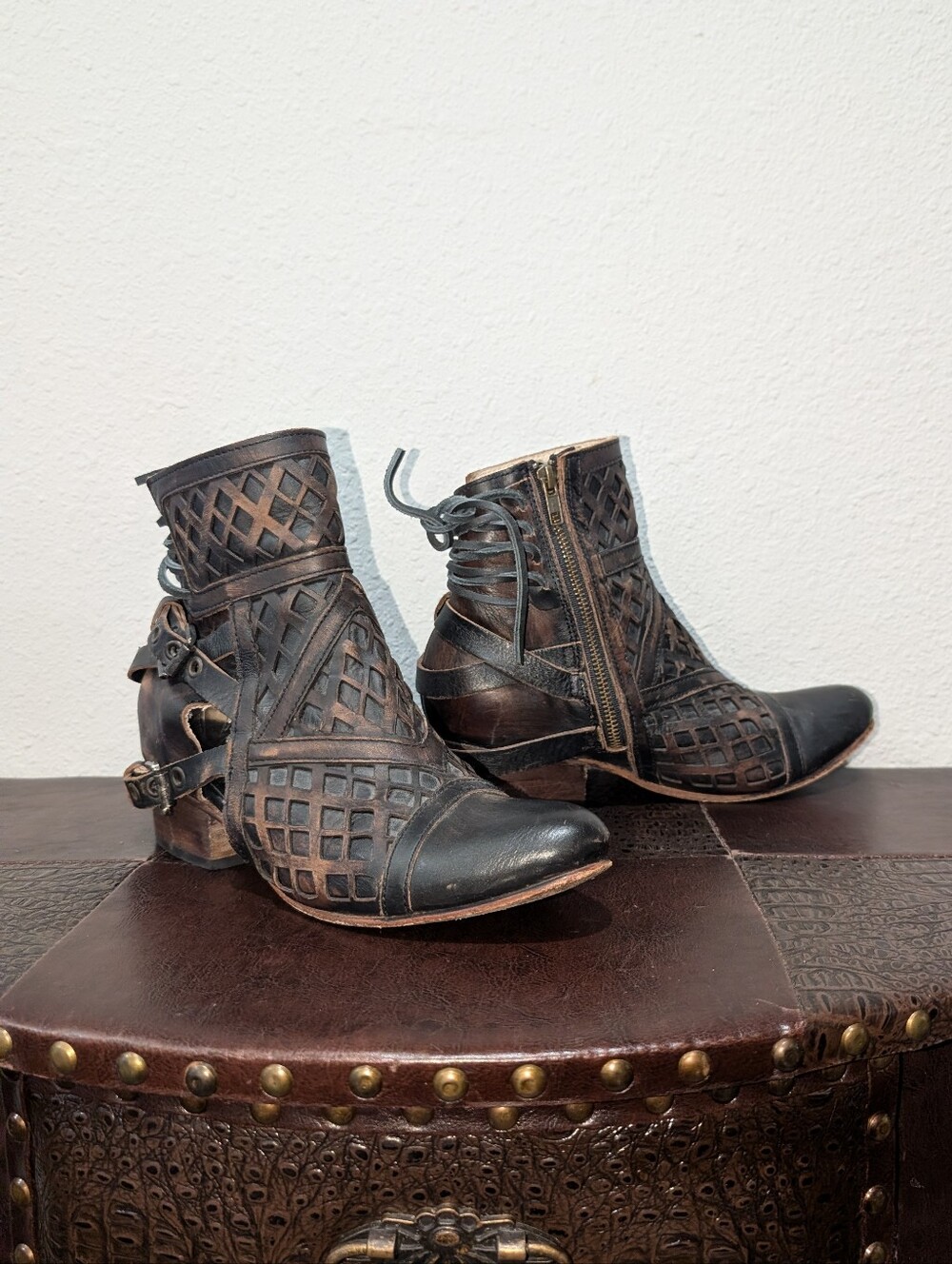 Freebird Skylar Laser Cut Booties Black Distressed Size 9